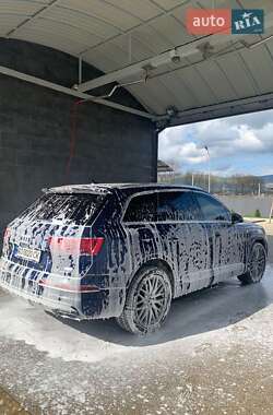 Внедорожник / Кроссовер Audi Q7 2018 в Мукачево