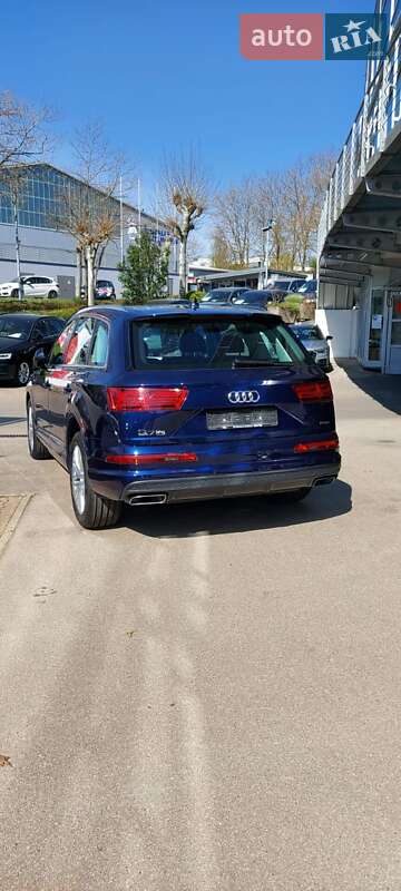 Позашляховик / Кросовер Audi Q7 2018 в Мукачевому