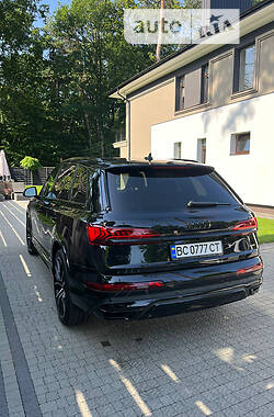 Позашляховик / Кросовер Audi Q7 2020 в Львові