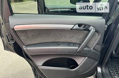 Позашляховик / Кросовер Audi Q7 2007 в 