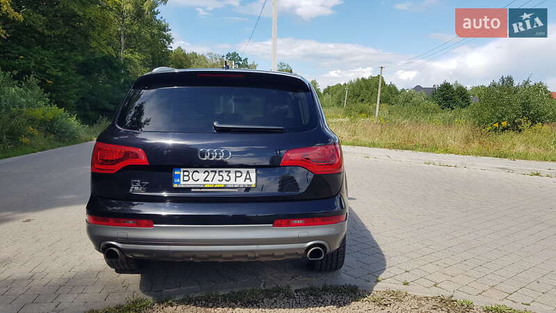 Внедорожник / Кроссовер Audi Q7 2013 в Городке