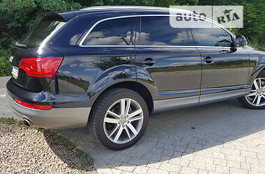 Внедорожник / Кроссовер Audi Q7 2013 в Городке