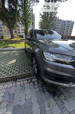 Внедорожник / Кроссовер Audi Q7 2017 в Тернополе