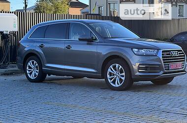 Позашляховик / Кросовер Audi Q7 2017 в Львові