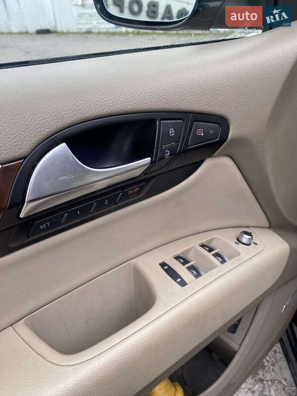 Позашляховик / Кросовер Audi Q7 2011 в Вінниці