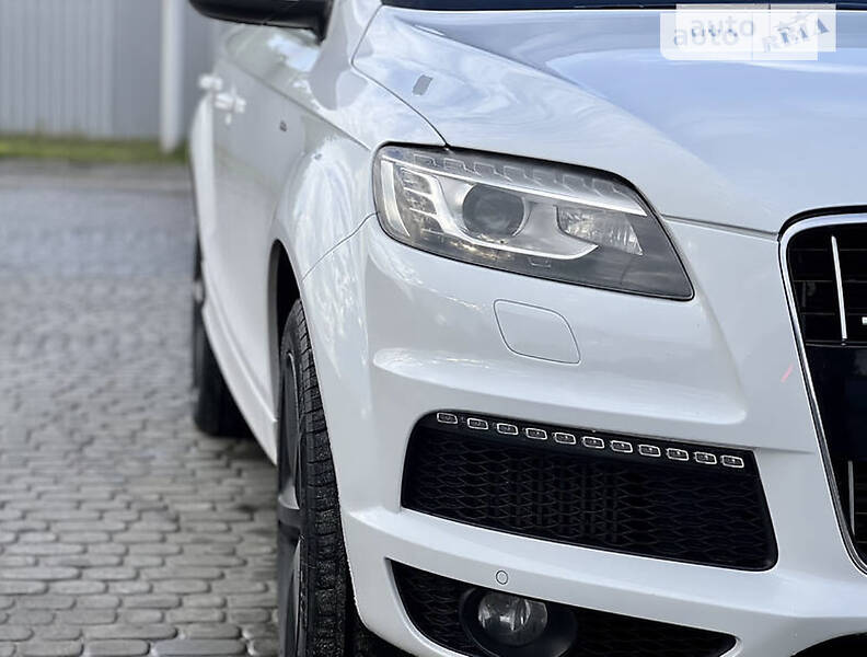 Позашляховик / Кросовер Audi Q7 2012 в Бердичеві