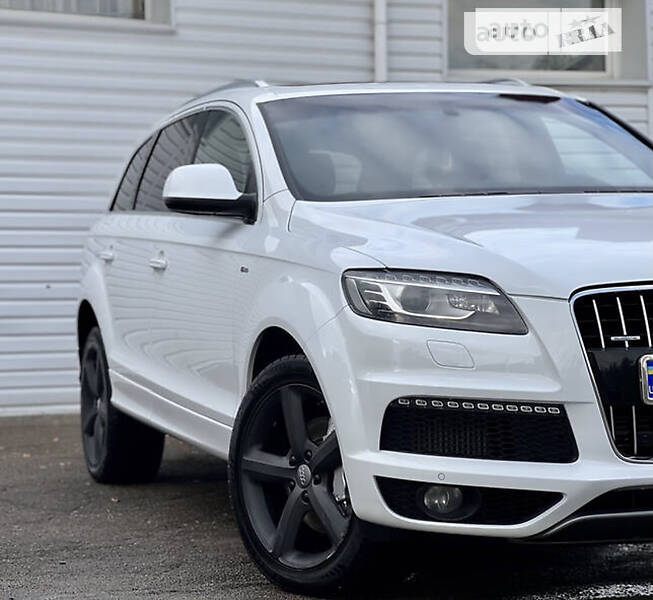 Позашляховик / Кросовер Audi Q7 2012 в Бердичеві