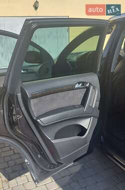 Внедорожник / Кроссовер Audi Q7 2013 в Каменец-Подольском
