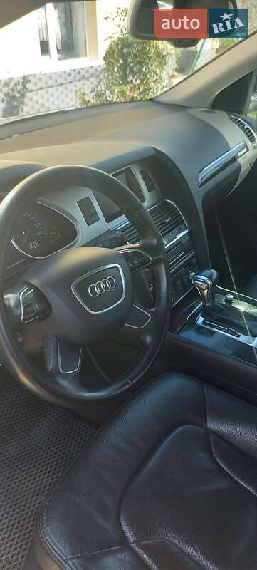 Внедорожник / Кроссовер Audi Q7 2013 в Каменец-Подольском