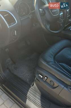 Внедорожник / Кроссовер Audi Q7 2013 в Каменец-Подольском