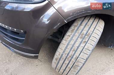 Внедорожник / Кроссовер Audi Q7 2013 в 