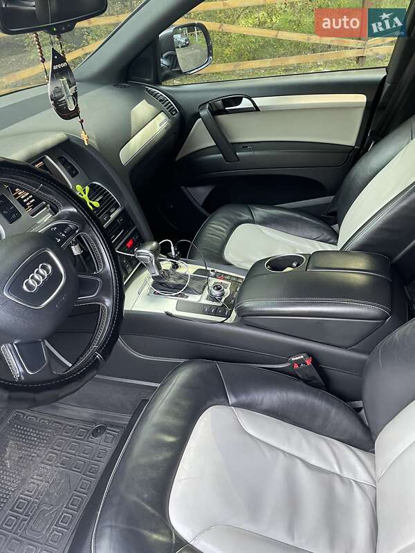 Внедорожник / Кроссовер Audi Q7 2013 в Кременчуге