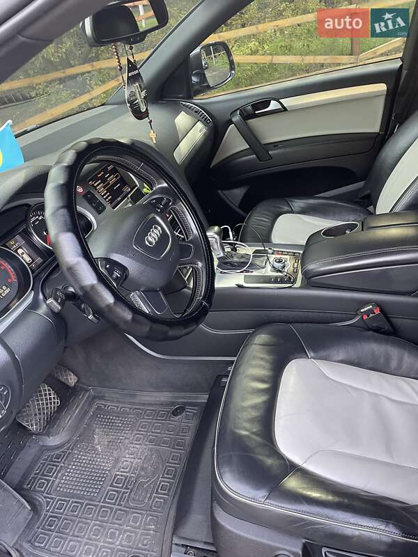 Внедорожник / Кроссовер Audi Q7 2013 в Кременчуге