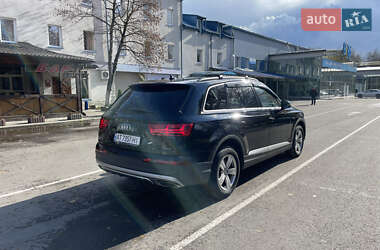 Внедорожник / Кроссовер Audi Q7 2017 в 