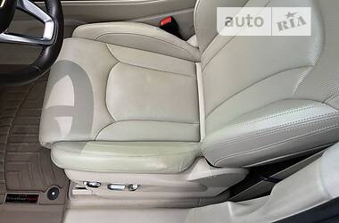 Внедорожник / Кроссовер Audi Q7 2016 в 