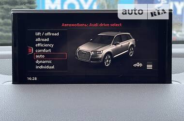 Внедорожник / Кроссовер Audi Q7 2016 в 