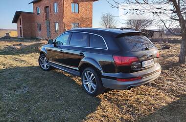 Внедорожник / Кроссовер Audi Q7 2011 в 