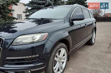 Внедорожник / Кроссовер Audi Q7 2010 в Барышевке