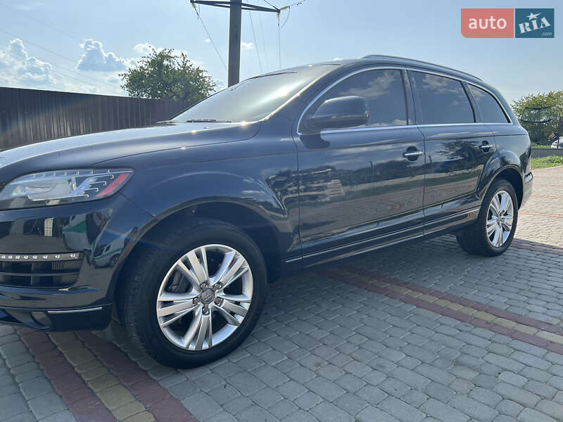 Внедорожник / Кроссовер Audi Q7 2010 в Мукачево