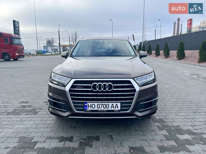Внедорожник / Кроссовер Audi Q7 2017 в Тернополе
