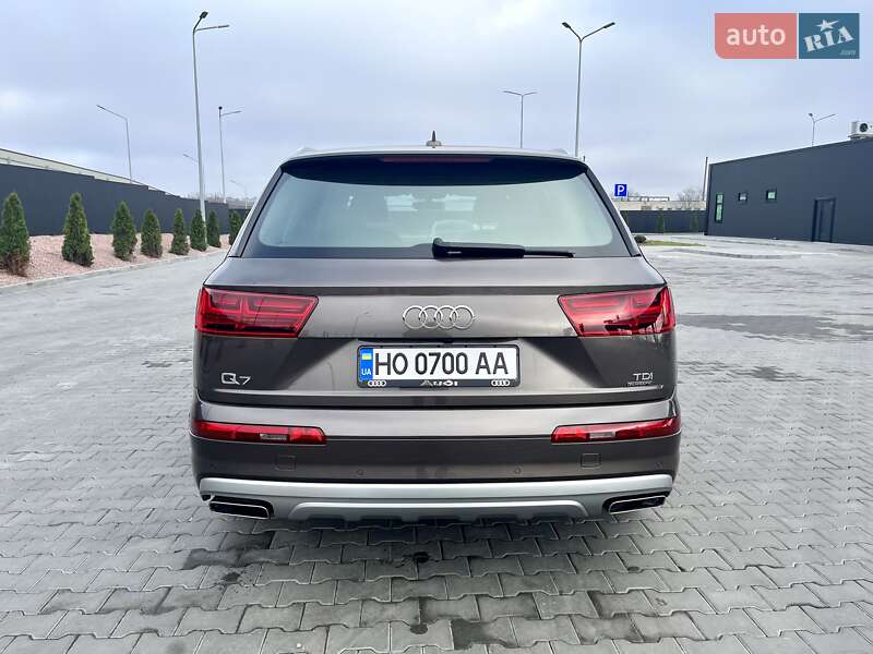 Внедорожник / Кроссовер Audi Q7 2017 в Тернополе