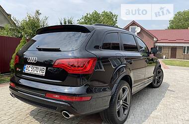 Внедорожник / Кроссовер Audi Q7 2011 в 