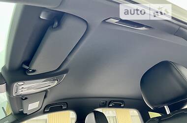 Внедорожник / Кроссовер Audi Q7 2016 в 