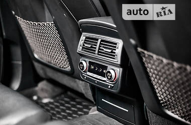 Внедорожник / Кроссовер Audi Q7 2015 в 