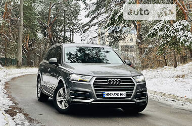 Позашляховик / Кросовер Audi Q7 2015 в Києві