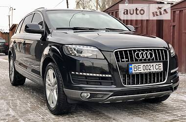 Внедорожник / Кроссовер Audi Q7 2012 в 