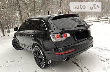 Позашляховик / Кросовер Audi Q7 2008 в Києві