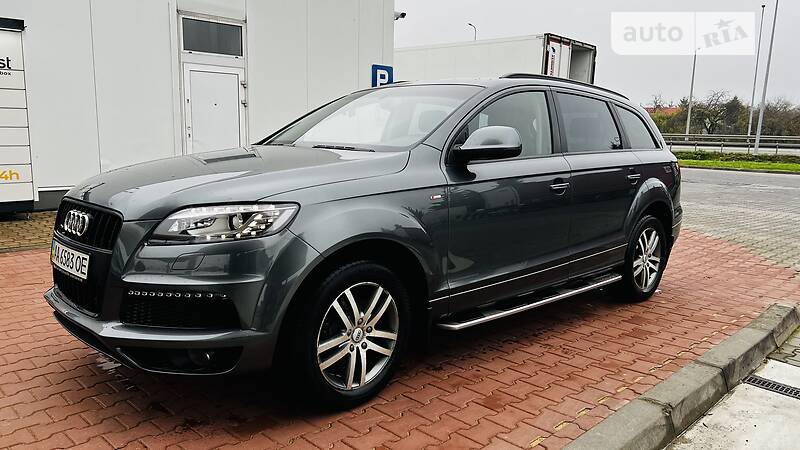 Внедорожник / Кроссовер Audi Q7 2010 в Киеве