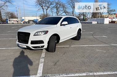 Внедорожник / Кроссовер Audi Q7 2013 в Одессе