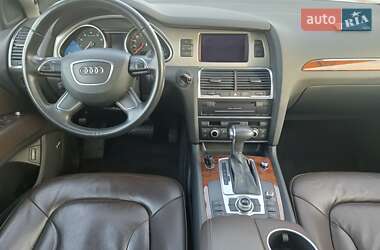 Внедорожник / Кроссовер Audi Q7 2012 в 