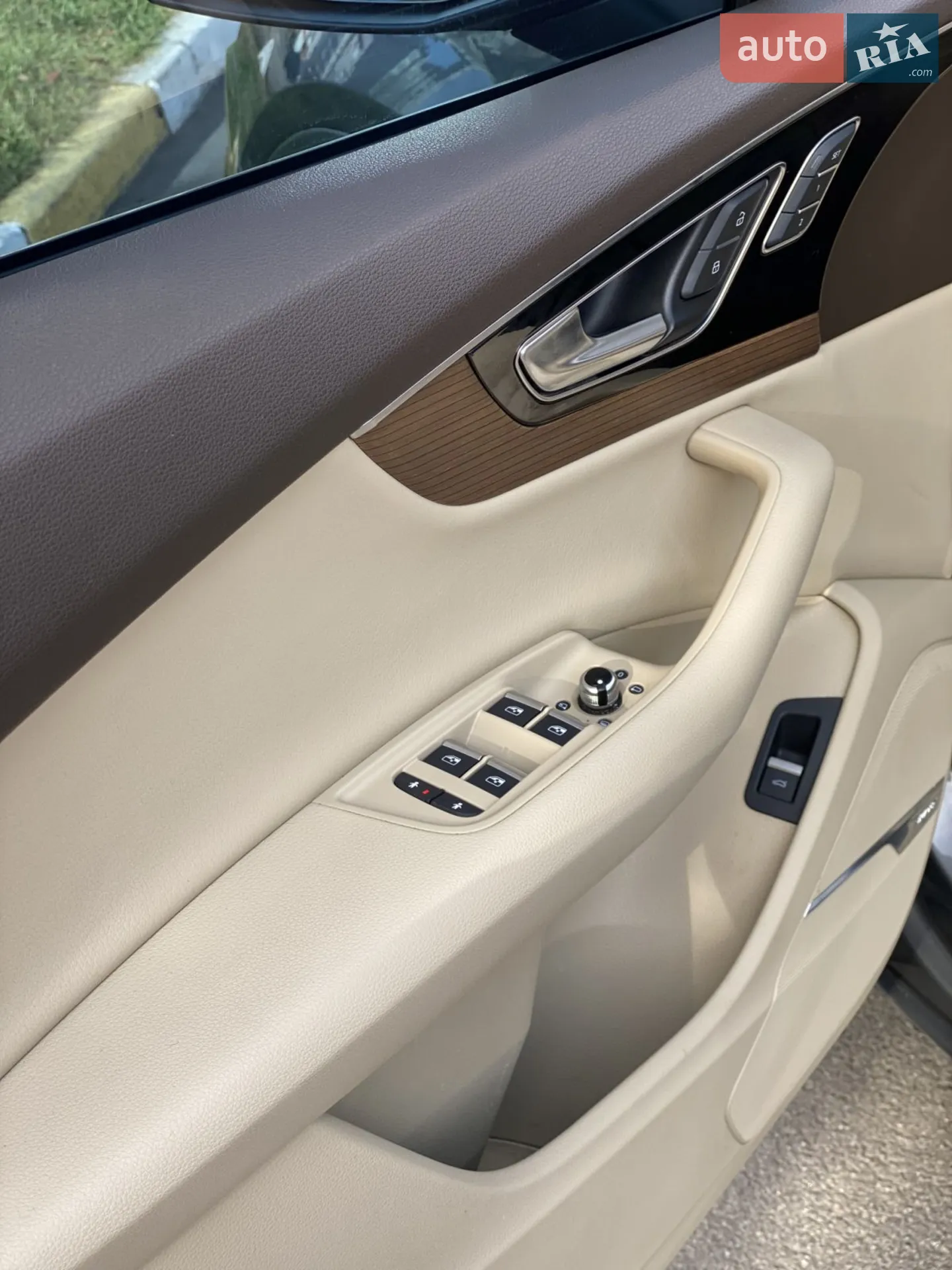 2016 Audi Q7 - мініатюра 5