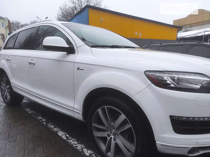 Внедорожник / Кроссовер Audi Q7 2015 в Житомире