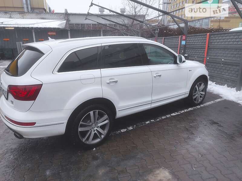 Внедорожник / Кроссовер Audi Q7 2015 в Житомире