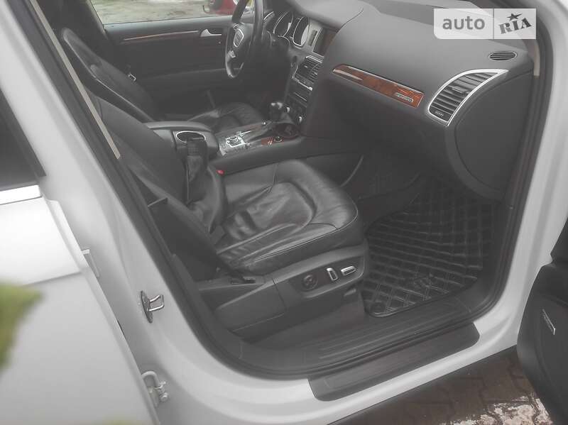 Внедорожник / Кроссовер Audi Q7 2015 в Житомире