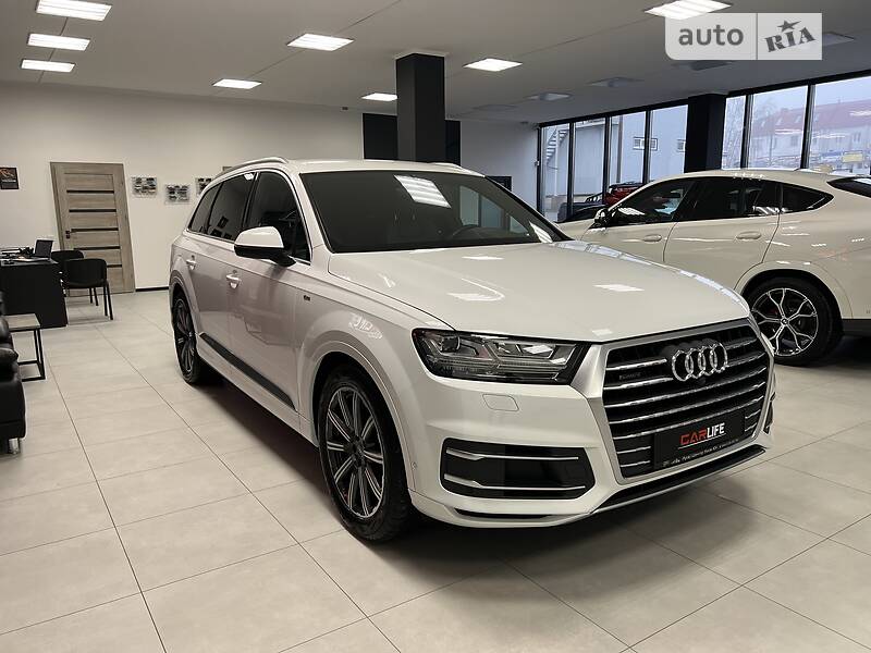 Внедорожник / Кроссовер Audi Q7 2015 в Тернополе