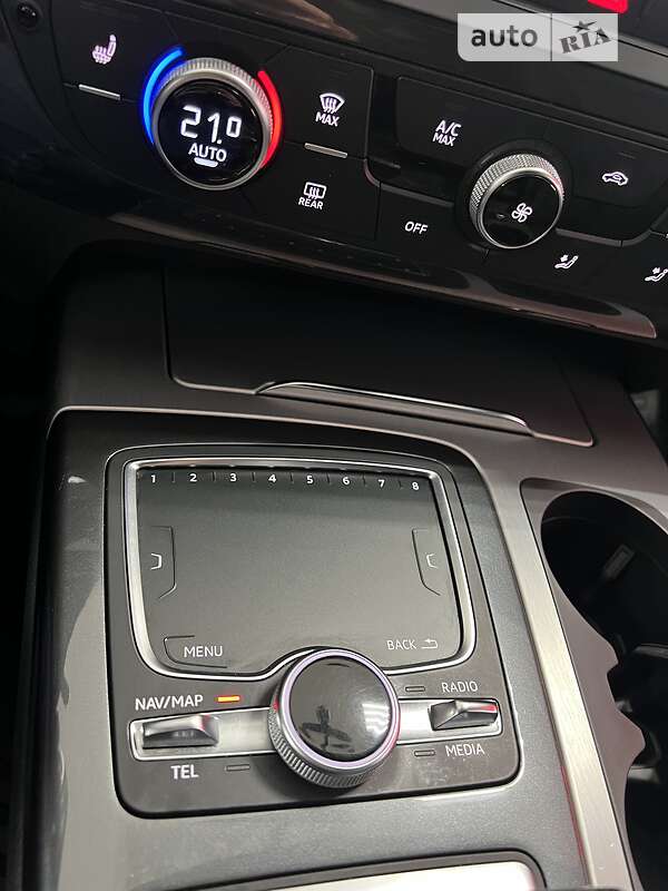 Внедорожник / Кроссовер Audi Q7 2015 в Тернополе