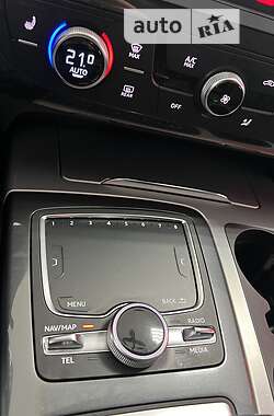 Внедорожник / Кроссовер Audi Q7 2015 в Тернополе