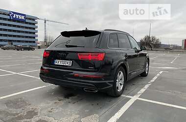 Внедорожник / Кроссовер Audi Q7 2018 в Киеве