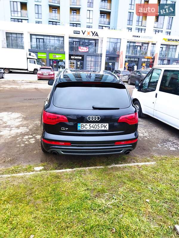 Позашляховик / Кросовер Audi Q7 2011 в Львові