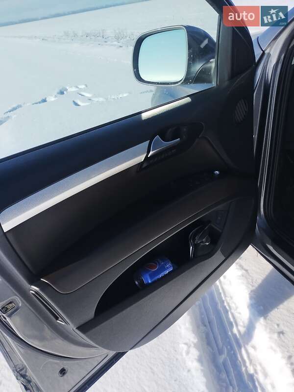 Позашляховик / Кросовер Audi Q7 2012 в Полтаві фото 27 Позашляховик / Кросовер Audi Q7 2012 в Полтаві