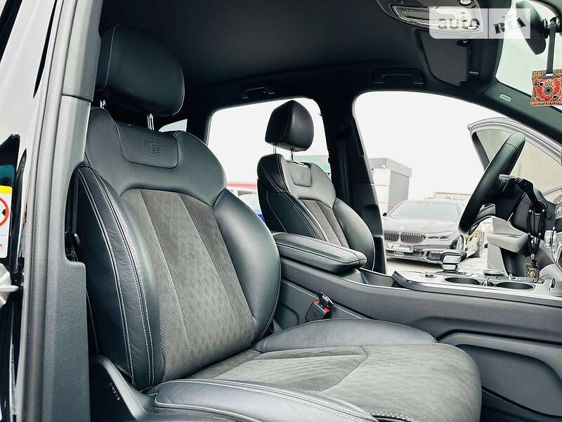 Позашляховик / Кросовер Audi Q7 2019 в Мукачевому