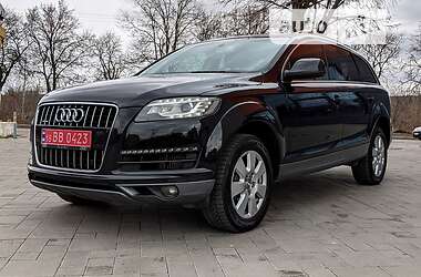 Внедорожник / Кроссовер Audi Q7 2014 в 