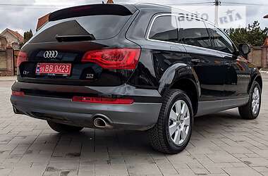 Внедорожник / Кроссовер Audi Q7 2014 в 