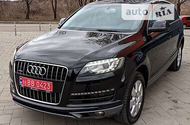 Внедорожник / Кроссовер Audi Q7 2014 в 