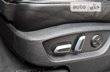 Внедорожник / Кроссовер Audi Q7 2014 в 