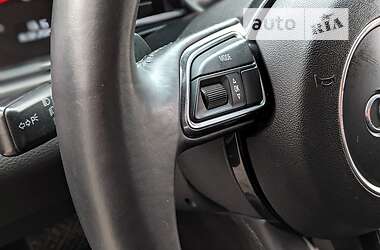 Внедорожник / Кроссовер Audi Q7 2014 в 